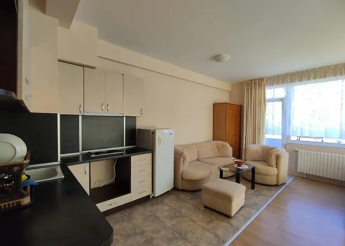 فندق Seasons 2 ساني بيتش