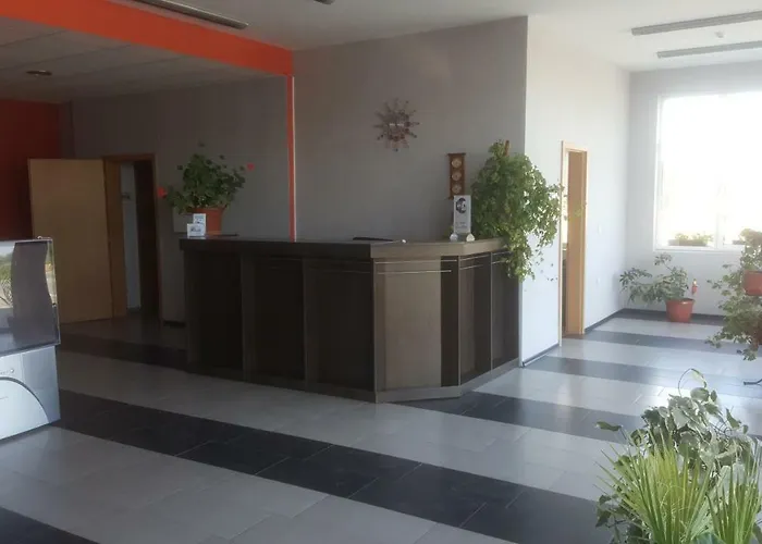 Seasons 2 فندق *