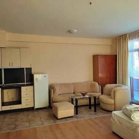 فندق Seasons 2 *