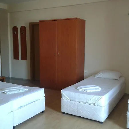 فندق Seasons 2 *