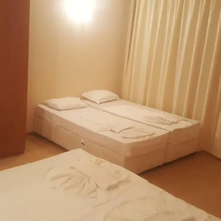 Seasons 2 ساني بيتش